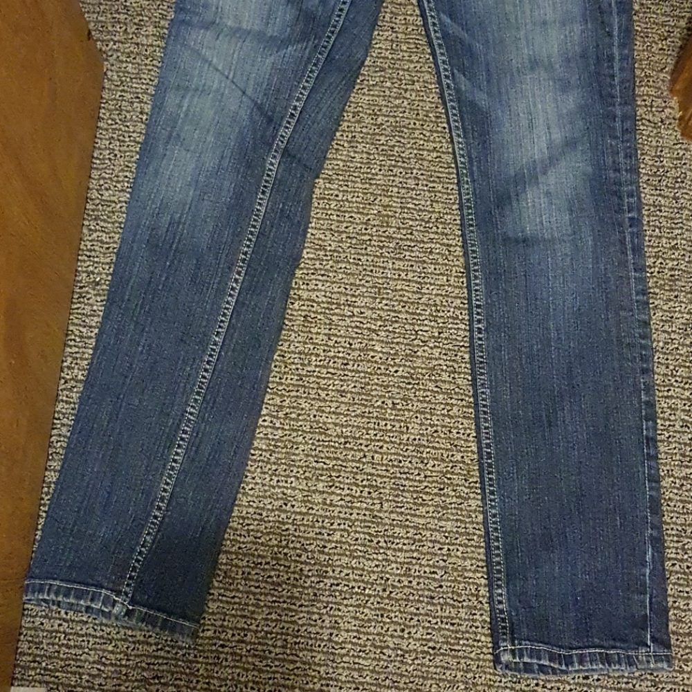 Jeans - Picture 2 of 3
